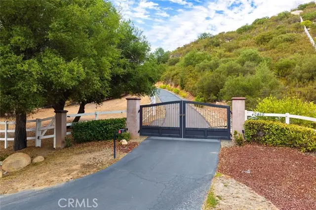 40860 Calle Bandido, Murrieta, CA 92562 - Image #3