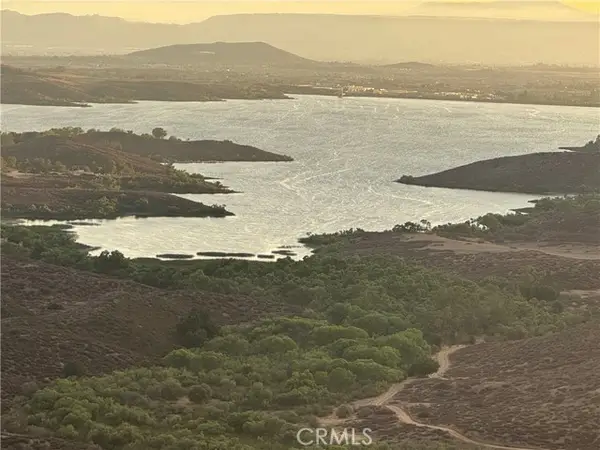 0 Lake Summit Dr., Temecula, MA 02592