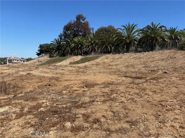 1937 Sunset Drive, Vista, CA 92081