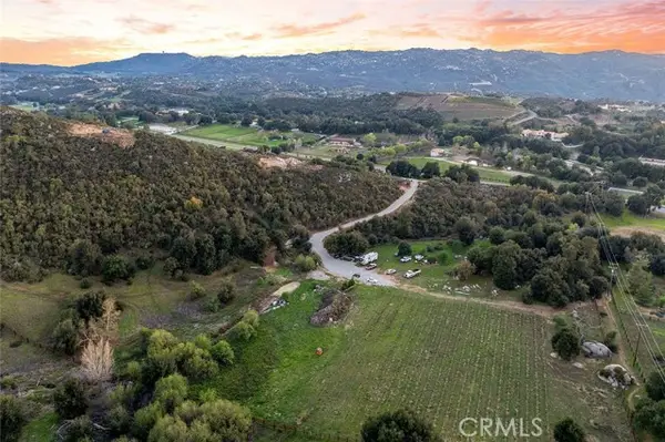 39948 Avenida La Cresta, Murrieta, CA 92562