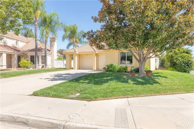 23262 Joaquin Ridge, Murrieta, CA 92562 - Image #3