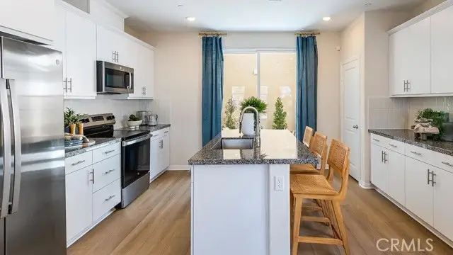 1684 Phantom Lane, Rialto, CA 92376 - Image #2