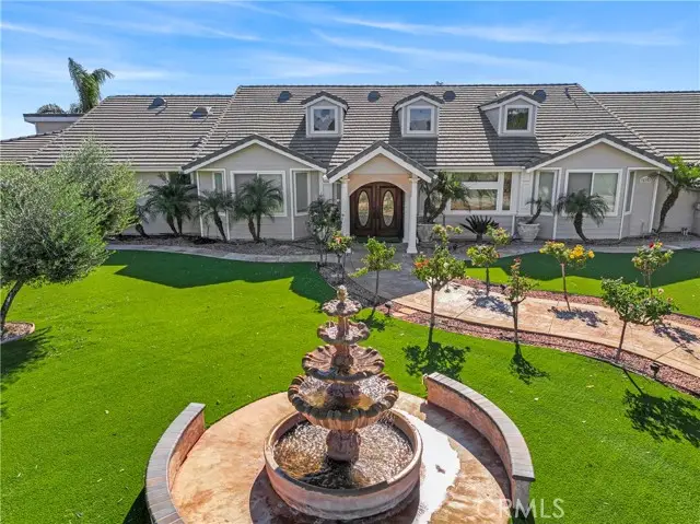 35751 Avenida La Cresta, Murrieta, CA 92562 - Image #1