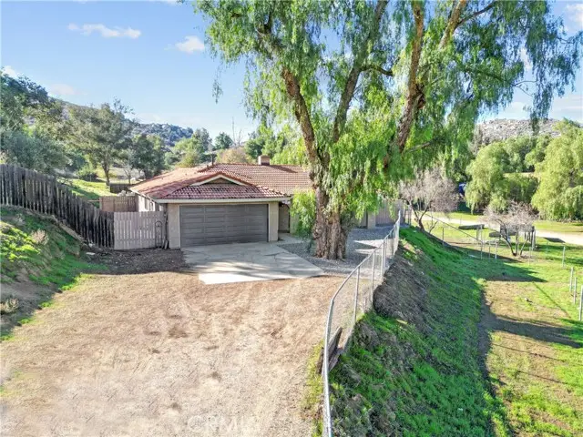 17551 Holden, Perris, CA 92570 - Image #3