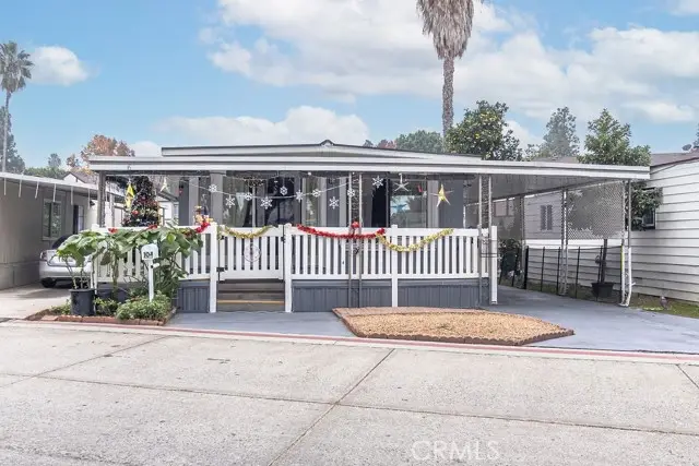 104 Balboa, Tustin, CA 92780 - Image #2