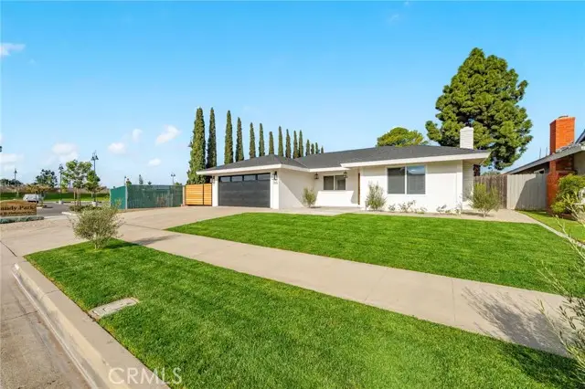 2201 E Oakmont, Orange, CA 92867 - Image #3