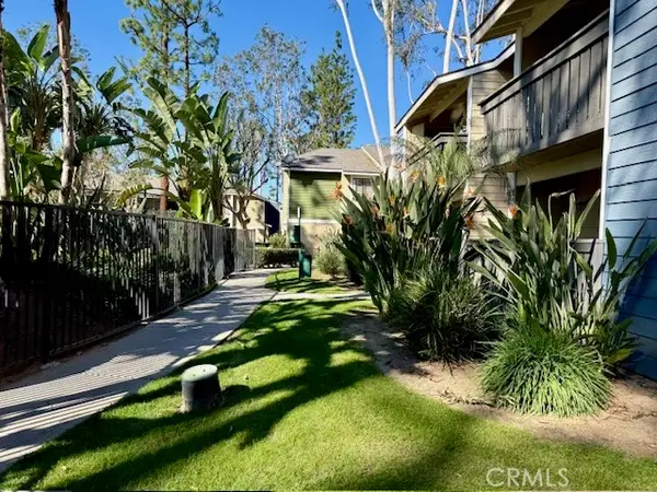 3535 Banbury Drive #88, Riverside, CA 92505