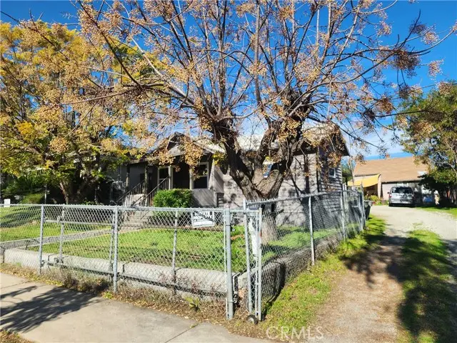 305 W Heald, Lake Elsinore, CA 92530 - Image #2