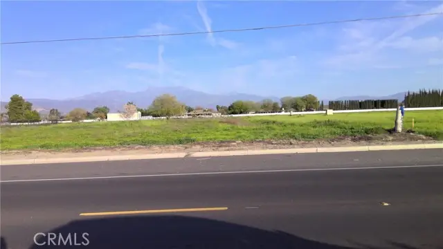 1 N Lyon Avenue, Hemet, CA 92543 - #2