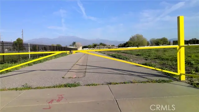 1 N Lyon Avenue, Hemet, CA 92543 - #3