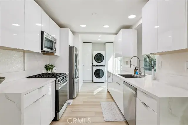 142 Marion Boulevard, Fullerton, CA 92835 - #1