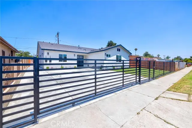 1601 W 165th Street, Compton, CA 90220 - #3