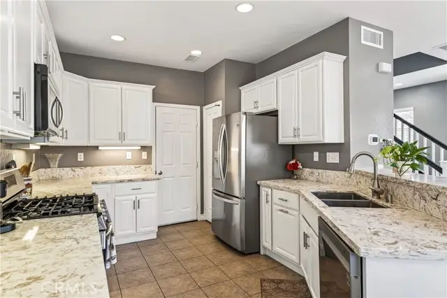 5759 Mapleview Drive, Jurupa Valley, CA 92509 - #3