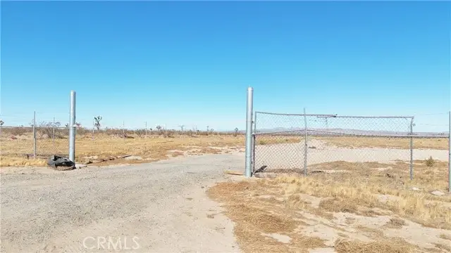 14326 Manada Road, Phelan, CA 92371 - #1