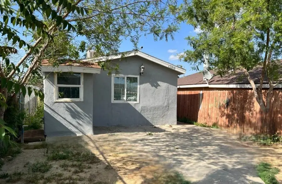 1324 Murdock Street, Bakersfield, CA 93307 - Image #2