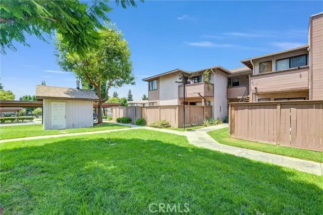 1315 Massachusetts Avenue #204, Riverside, CA 92507 - Image #2