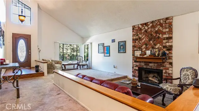 24220 Mentry Drive, Santa Clarita, CA 91321 - Image #2