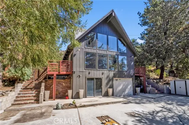 1074 Yellowstone Drive, Wrightwood, CA 92397 - Image #3