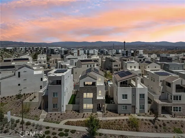 26720 Afton Lane, Valencia, CA 91381 - Image #2