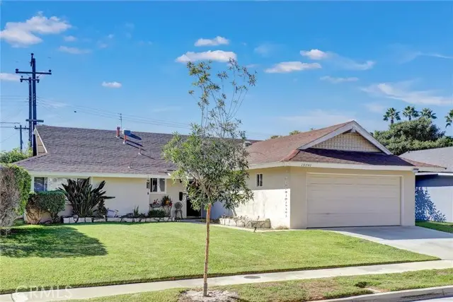 15391 Rushmoor Lane, Huntington Beach, CA 92647 - #2