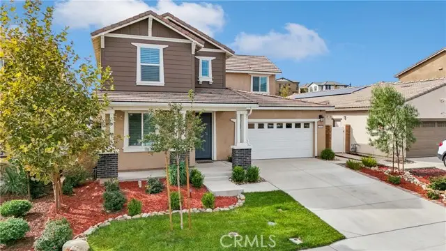 2464 Yellowstone Way, Rialto, CA 92377 - Image #2