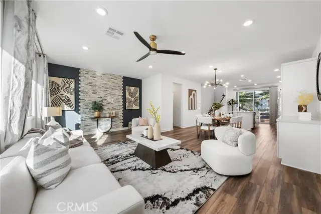 159 Waypoint, Tustin, CA 92782 - Image #3