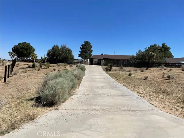 19574 Happy Valley, Apple Valley, CA 92308 - #1
