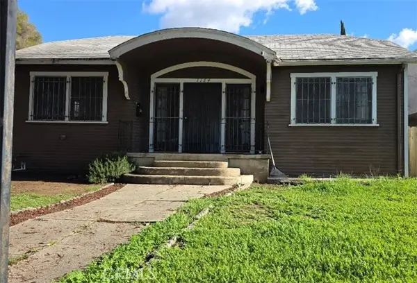 1184 N Kenmore, Los Angeles, CA 90029