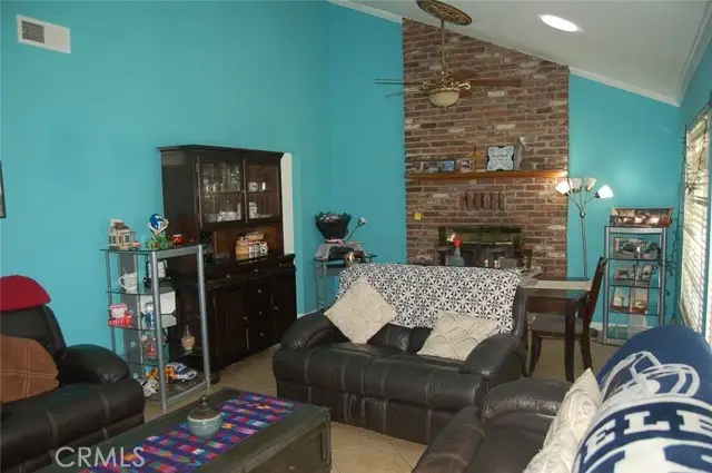 395 S Tamarisk, Rialto, CA 92376 - Image #2