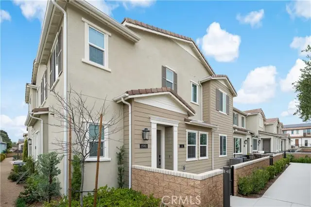 15901 Stresa Lane #6, Fontana, CA 92336 - Image #2