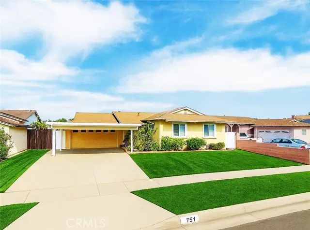 751 W 209th, Torrance, CA 90502 - #1