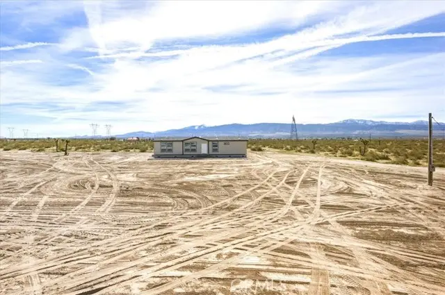 1139 Bonanza Road, Victorville Hesperia, CA 92372 - #3