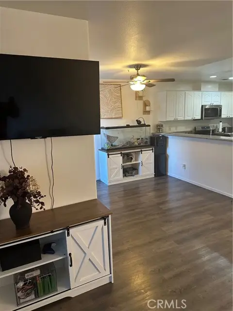 220 W Walnut #B, Rialto, CA 92376 - #2