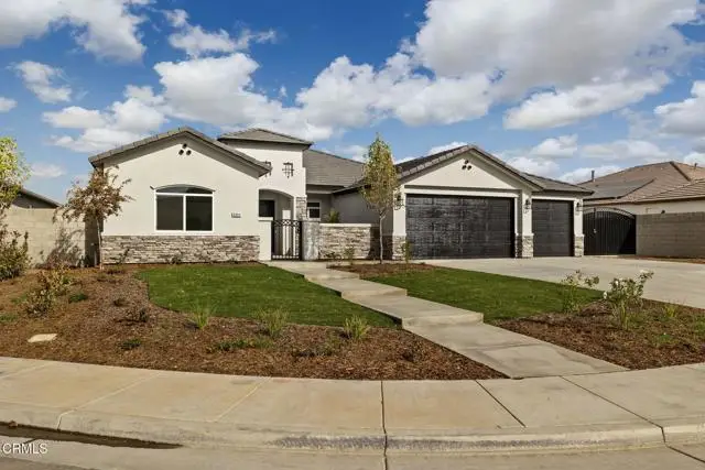 8806 Roverton Court, Bakersfield, CA 93314 - Image #2