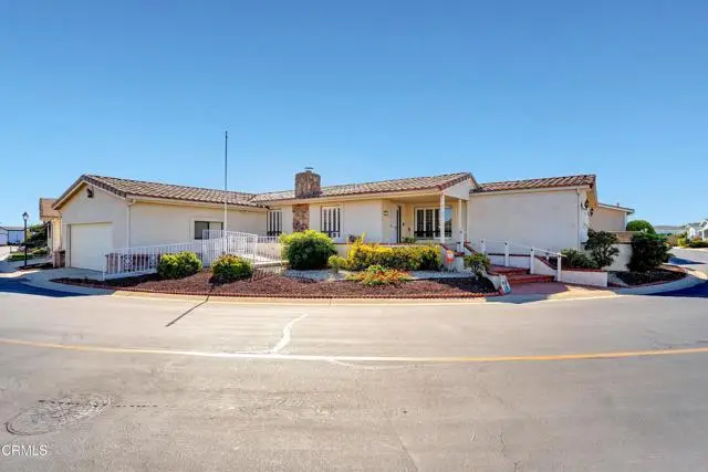 75 Poinsettia Gardens Drive, San Buenaventura Ventura, CA 93004 - Image #2