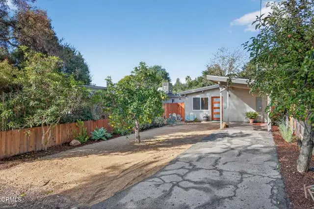 121 S Padre Juan Avenue, Ojai, CA 93023 - Image #1