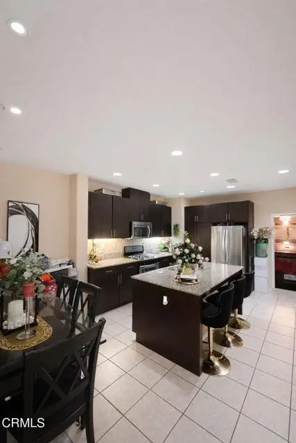 341 American River Court, Oxnard, CA 93036 - Image #2