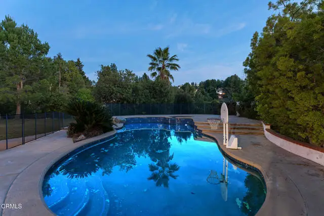 4174 Elm View Drive, Encino, CA 91316 - #3