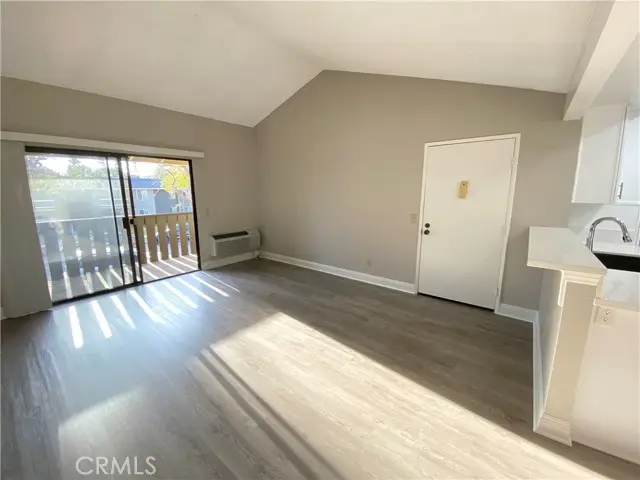 3535 Banbury Drive #4, Riverside, CA 92505 - Image #2