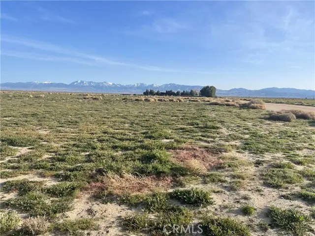 102 E Avenue M, Palmdale, CA 93591 - #3