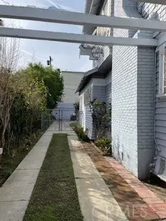 107 S Serrano Avenue, Los Angeles, CA 90004 - Image #2