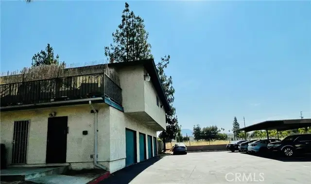 610 E Lugonia Avenue, Redlands, CA 92374 - #2