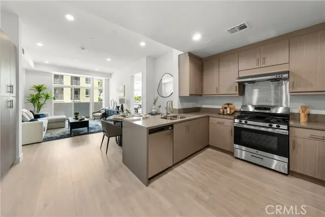 168 S Monterey Street #212, Alhambra, CA 91801 - Image #2