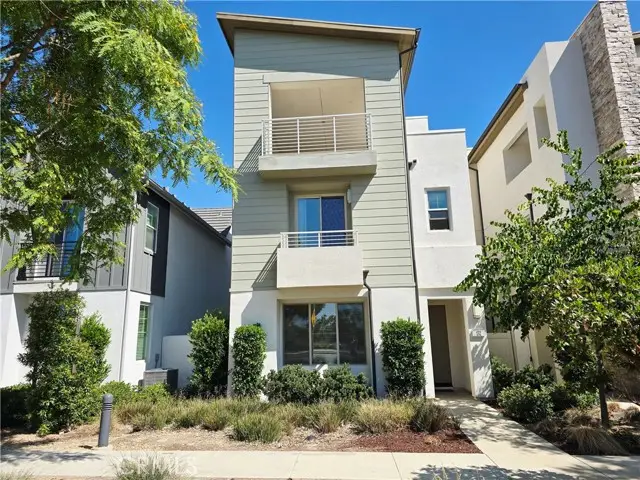 132 Modjeska, Irvine, CA 92618 - Image #1