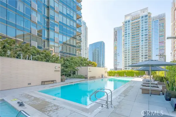 1155 South Grand Avenue #2105, Los Angeles, CA 90015