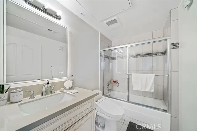 155 S Oxford Avenue #505, Los Angeles, CA 90004 - Image #3