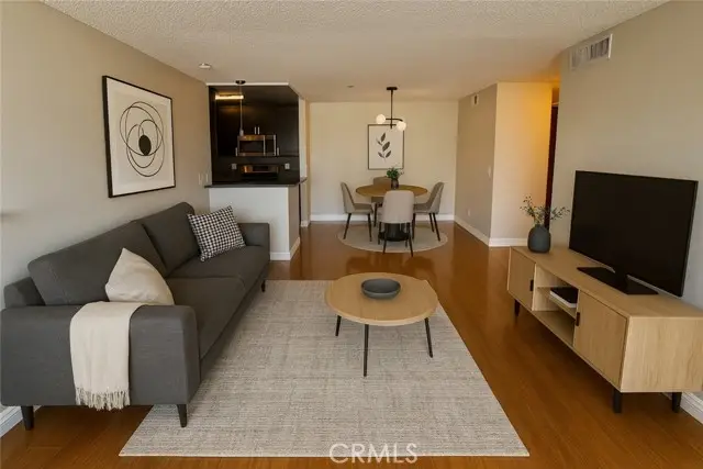 222 S Central #214, Los Angeles, CA 90012 - Image #2