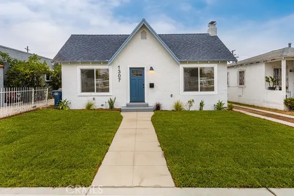 1307 W 104th, Los Angeles, CA 90044