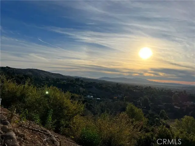 918 Dorothea Road, La Habra Heights, CA 90631 - Image #2