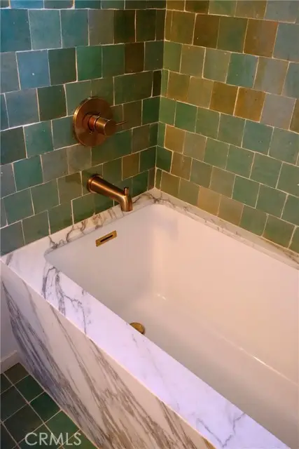 28443 Altamont Court, Lake Arrowhead, CA 92352 - Image #2